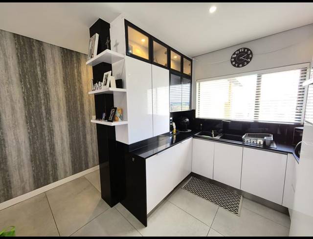 3 BEDROOM PROPERTY TO RENT IN GREENSTONE HILL